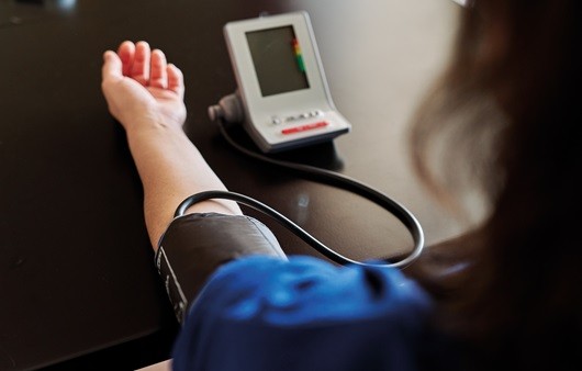 가정혈압을 잴 때는 올바른 방법으로 측정해야 한다|출처: 게티이미지뱅크