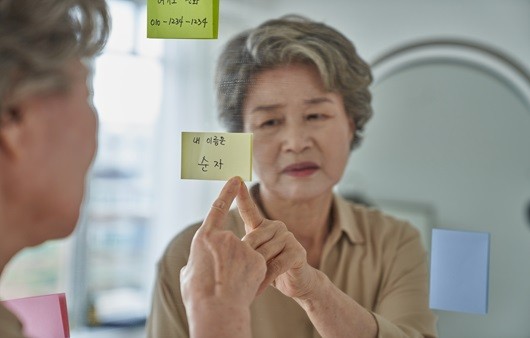 경도인지장애는 서서히 치매로 발전할 가능성이 높다|출처: 게티이미지뱅크