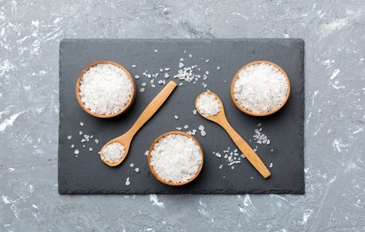 소금을 많이 사용한 짠 음식은 건강을 해칠 수 있다|출처: 게티이미지뱅크