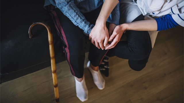 파킨슨병은 대표적인 신경퇴행성 질환이다ㅣ출처: 클립아트코리아