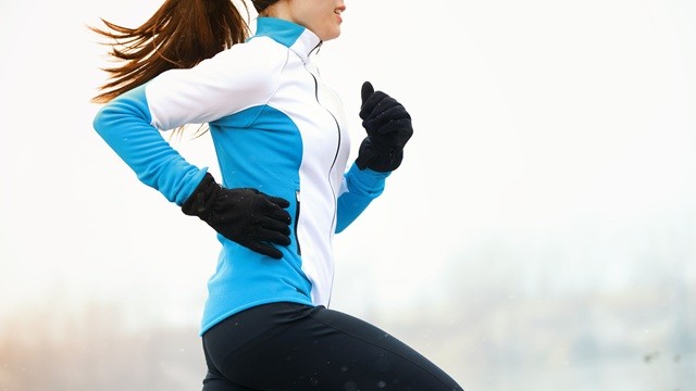 겨울철에도 꾸준한 운동을 하면 근골격계와 혈관 건강을 지킬 수 있다|출처: 클립아트코리아