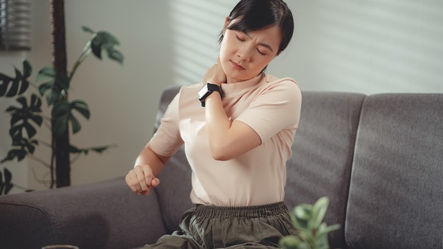 ﻿승모근 뭉침과 통증이 지속되면 질환이 원인일 수 있다｜출처: 게티이미지뱅크