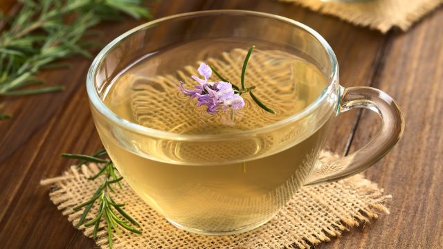 불면증을 겪는 사람이 늘어나면서 숙면은 점점 어려운 과제가 되고 있다 | 출처: 클립아트코리아