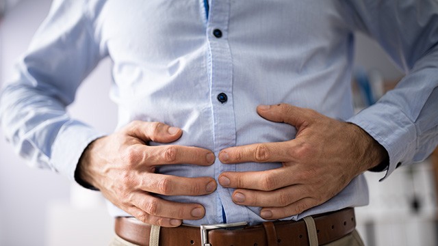 몸속 장기가 근육 틈으로 돌출된 상태를 탈장이라 한다ㅣ출처: 클립아트코리아