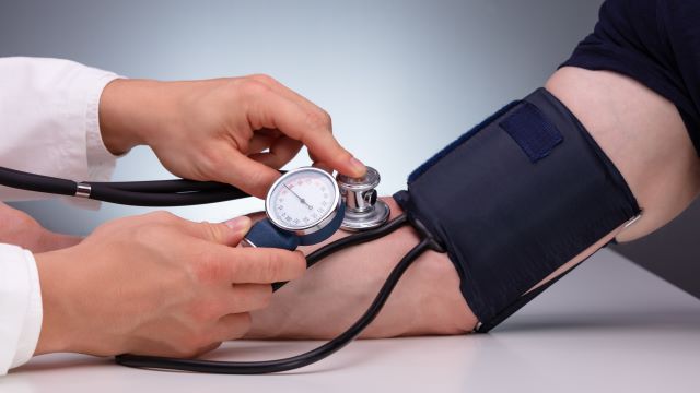 고혈압은 노화를 비롯해 다양한 원인으로 발병한다 | 출처: 클립아트코리아