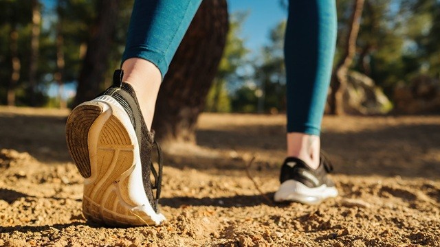 유산소 운동은 걷기 등을 추천한다｜출처: 게티이미지뱅크