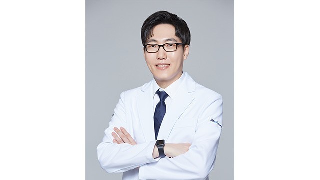 홍한빛 원장｜출처: 룩스웰의원