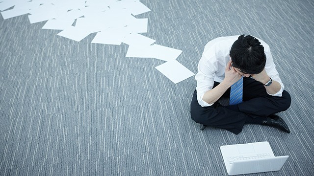 성인 ADHD 환자는 집중력 저하와 잦은 감정 기복으로 일상에서 어려움을 겪을 수 있다|출처: 클립아트코리아