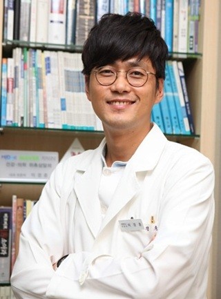이경훈 원장|출처: Dr리더스내과의원