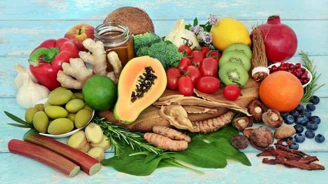 과일, 채소, 비정제 곡물 등에는 식이섬유가 풍부하게 들어 있다｜출처: 게티이미지뱅크