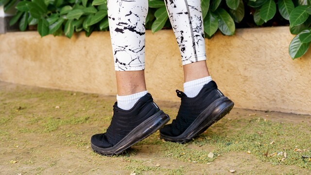 종아리 근육 강화는 족저근막염 예방에 효과적이다｜출처: 클립아트코리아