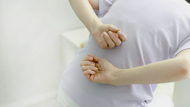 허리 디스크가 팔다리에도 통증을 유발할 수 있다|출처: 클립아트코리아