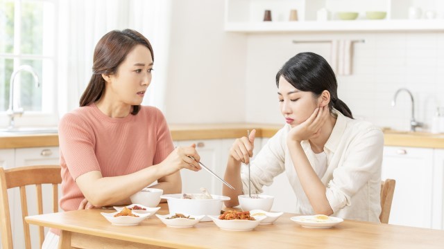 어머니들의 잔소리 속에 복잡한 의학 정보들이 숨어 있다┃출처: 클립아트코리아