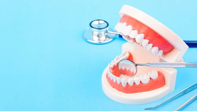 치주염이 심혈관질환, 당뇨, 치매와 밀접한 연관이 있다는 사실이 밝혀지고 있다｜출처: 클립아트코리아