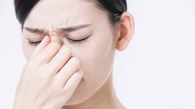 비중격만곡증은 만성적인 코막힘을 유발한다｜출처: 클립아트코리아