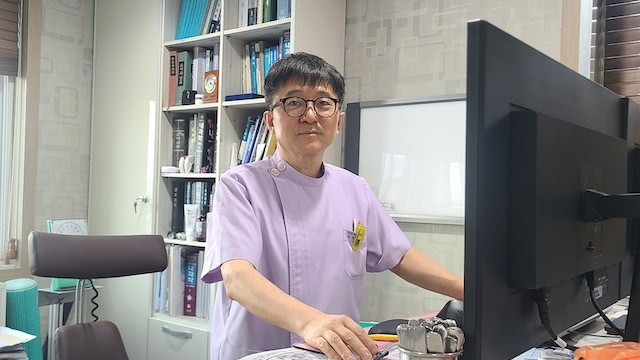 내과 전문의 송치운 원장 | 출처 : 송내과의원