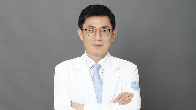 내과 전문의 황영재 원장 | 출처 : 서울황내과의원