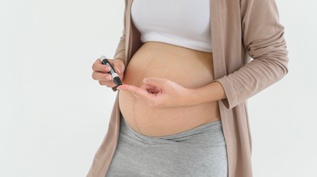 임신성 당뇨병은 전 세계 임신의 6~15%에서 발생하며, 모체와 태아에게 거대아, 제왕절개, 조산 등 심각한 합병증을 초래한다. | 출처: 게티이미지뱅크