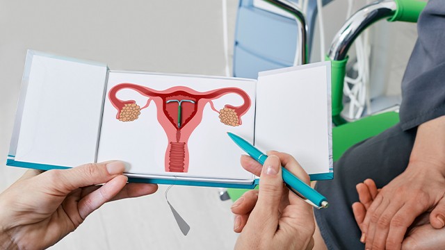 원추절제술 직후 소량의 출혈이나 갈색 분비물이 나타나는 것은 자연스러운 현상이다｜출처: 클립아트코리아