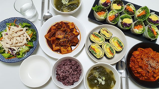 혈당 조절이 필요하다면 저당지수 식품을 섭취해야 한다｜출처:Gemini