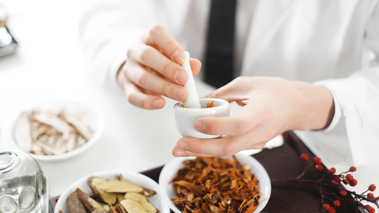 한의학적 접근은 지속 가능한 치료와 재발 방지 측면에서 강점이 있다｜출처: 클립아트코리아