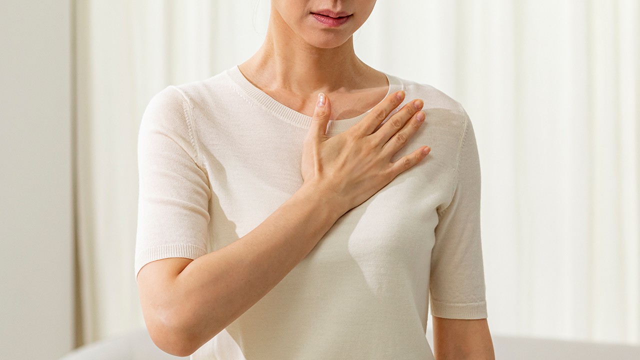 위식도역류질환은 위산이나 위 내용물이 식도로 역류해 점막을 자극하면서 속쓰림 등의 증상을 유발하는 질환이다｜출처: 클립아트코리아