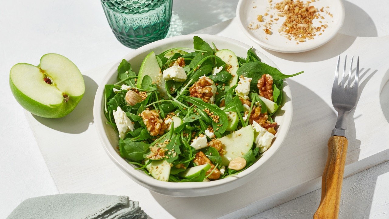 잎채소에는 면역 체계를 촉진하는 데 필수적인 비타민 C와 K가 풍부하다|출처: 클립아트코리아