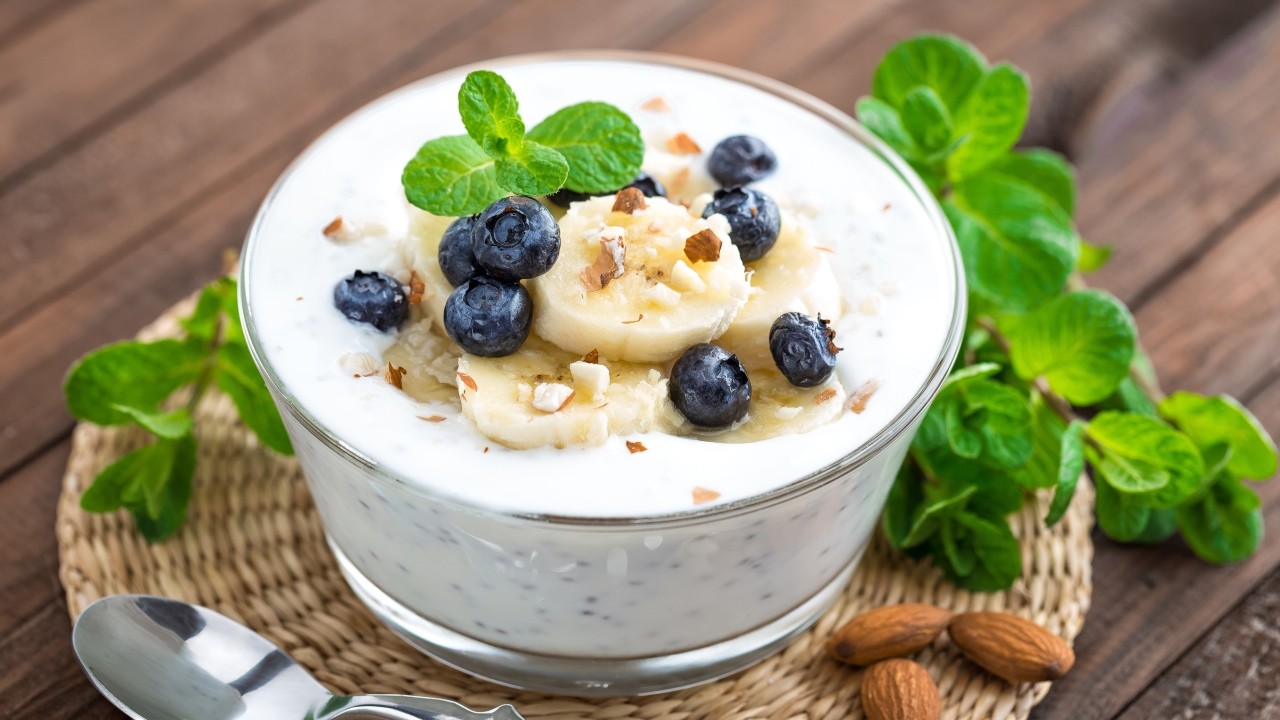 프로바이오틱스 식품의 좋은 박테리아는 장 내벽의 면역 세포를 강화한다|출처: 클립아트코리아