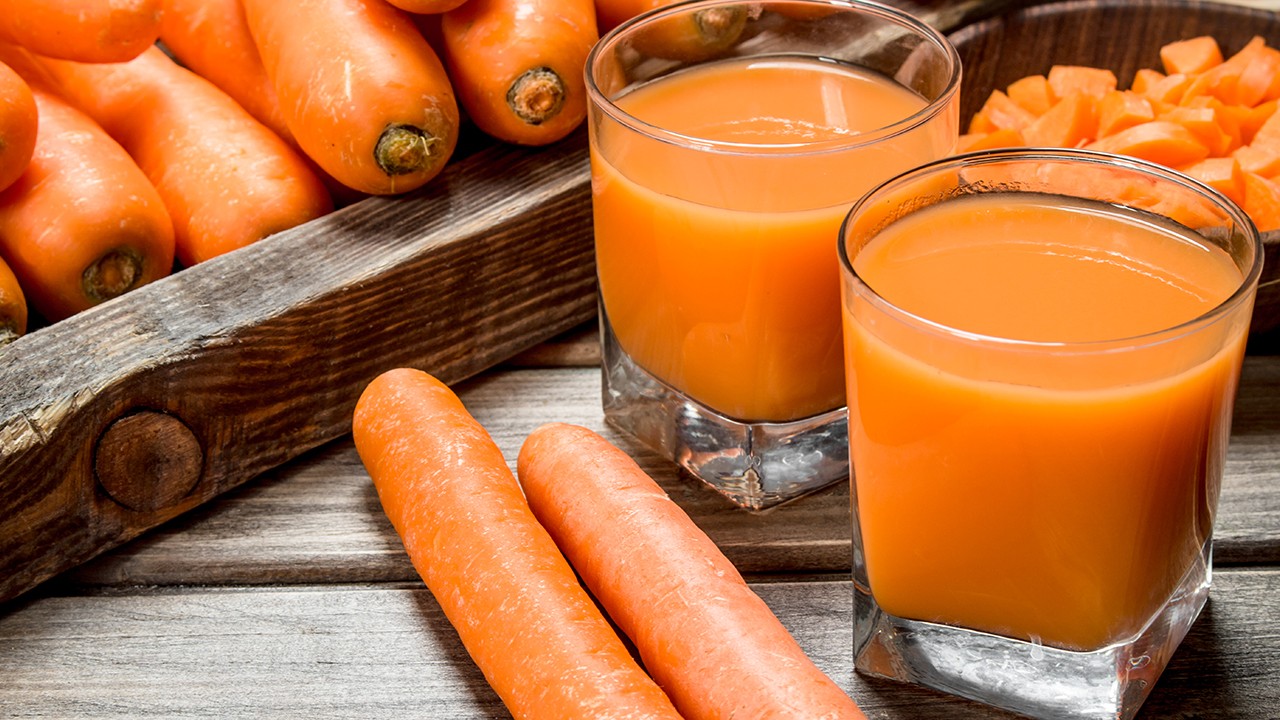 당근 주스에는 비타민 K1과 베타카로틴이 풍부하다|출처: 클립아트코리아