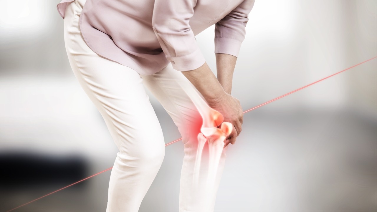 무릎 관절염의 치료법은 다양하다. 증상과 상황에 맞는 치료법 선택이 중요하다｜출처: 클립아트코리아