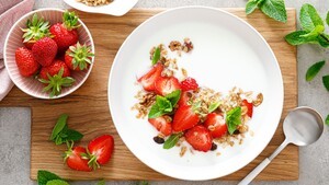 단백질·칼슘 풍부한 '그릭요거트', 주요 효능 5가지는? - 뉴스 썸네일 이미지